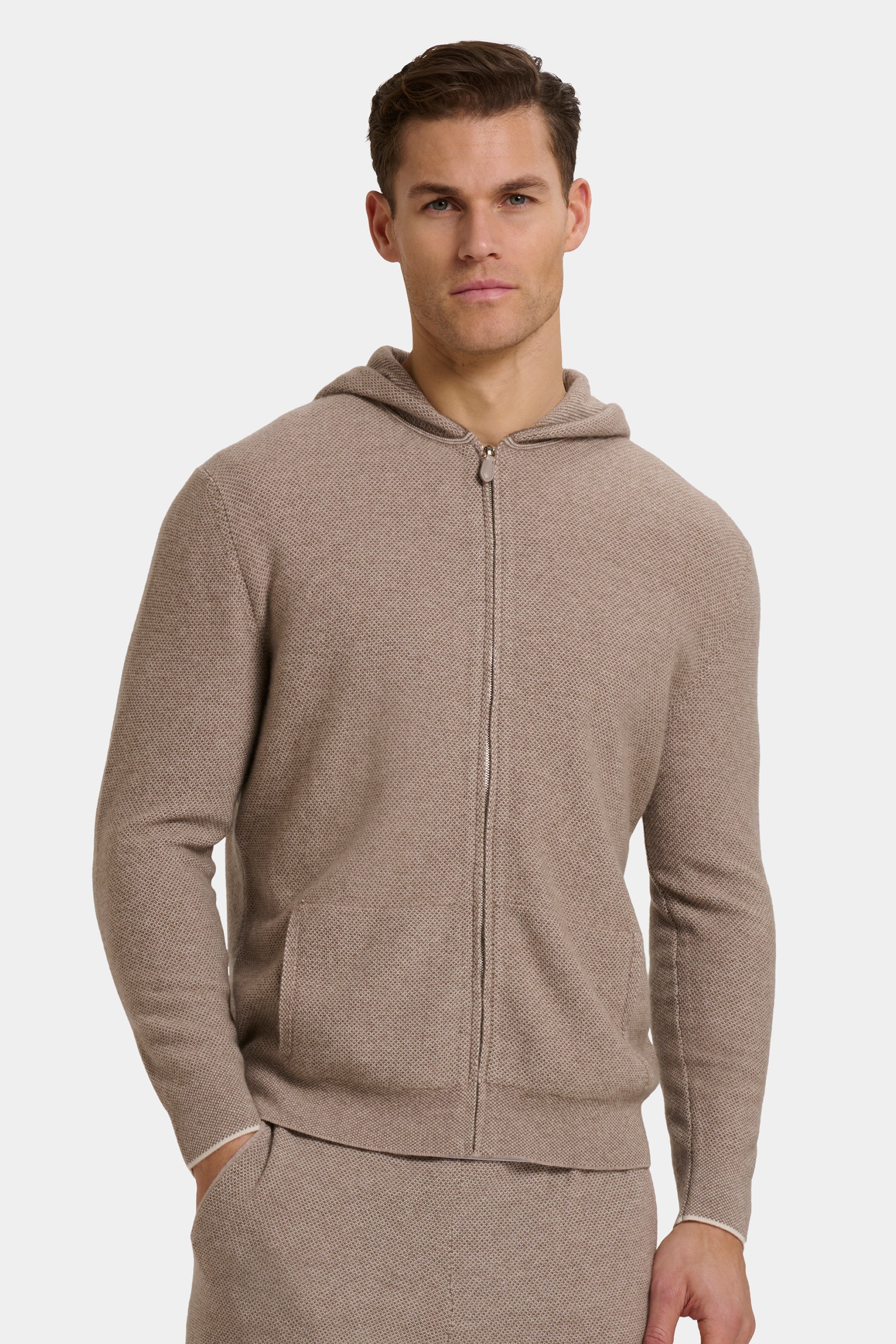 A HOODIE COM FECHO COMPLETO FARO