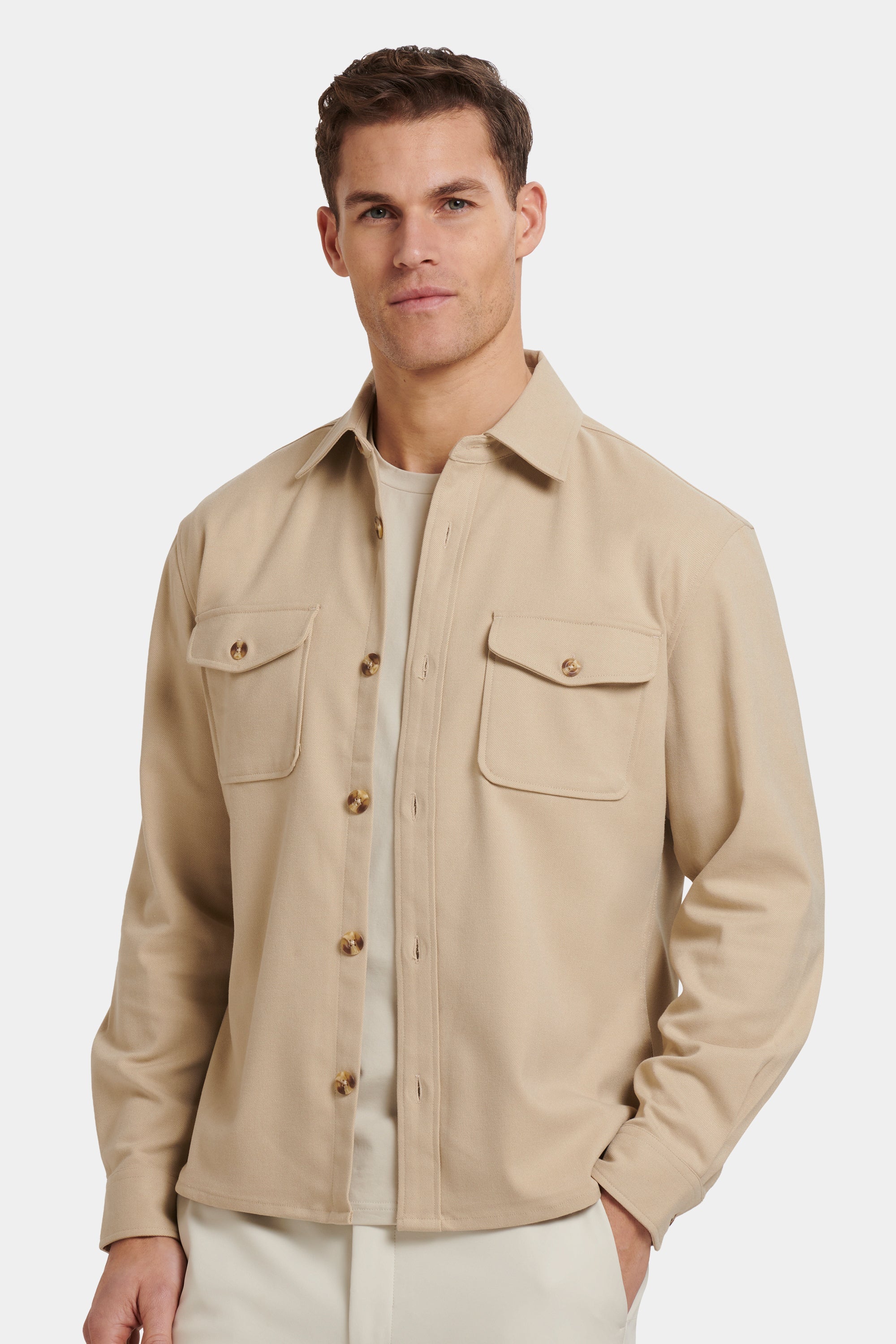 A SOBRECAMISA VITO