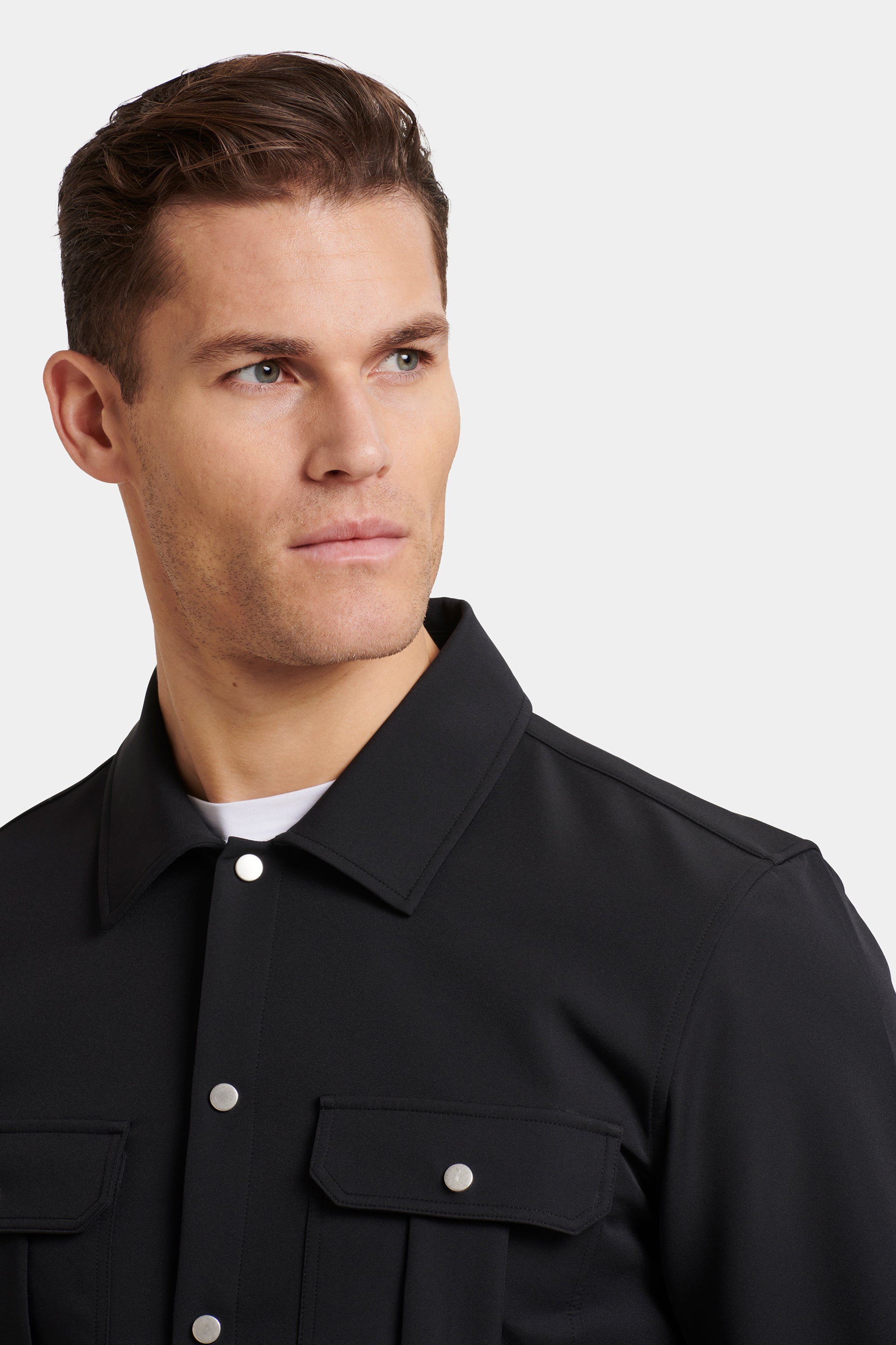 A SOBRECAMISA CARGO TÉCNICA
