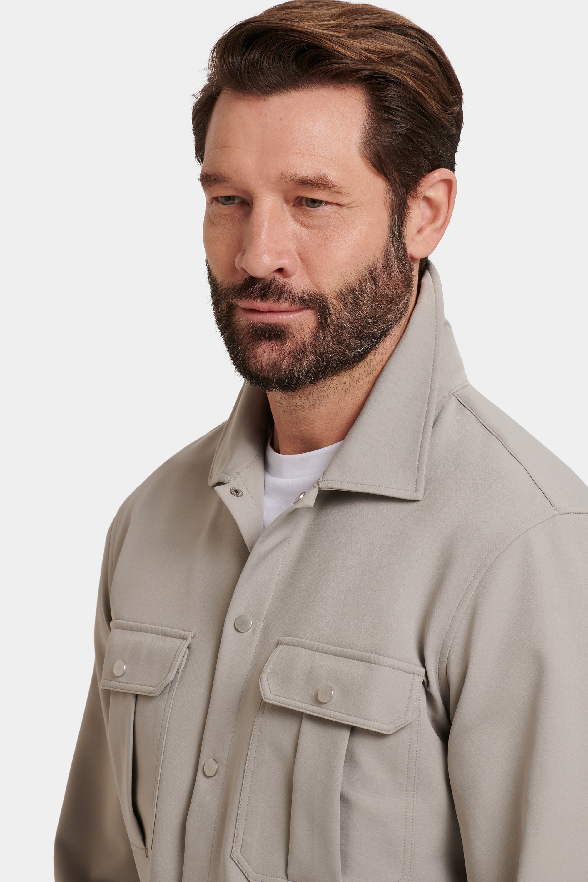 A SOBRECAMISA CARGO TÉCNICA
