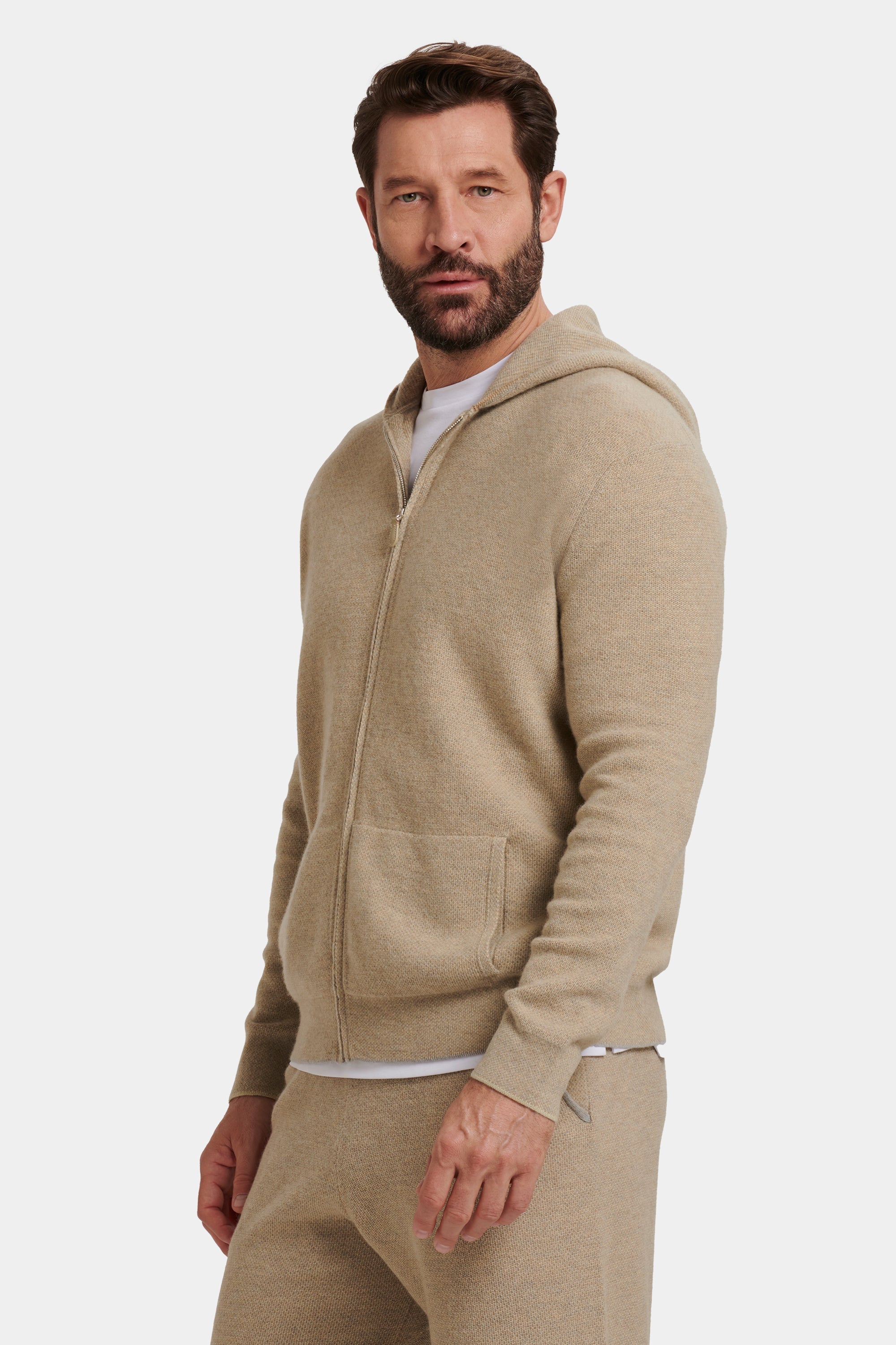 A HOODIE COM FECHO COMPLETO FARO