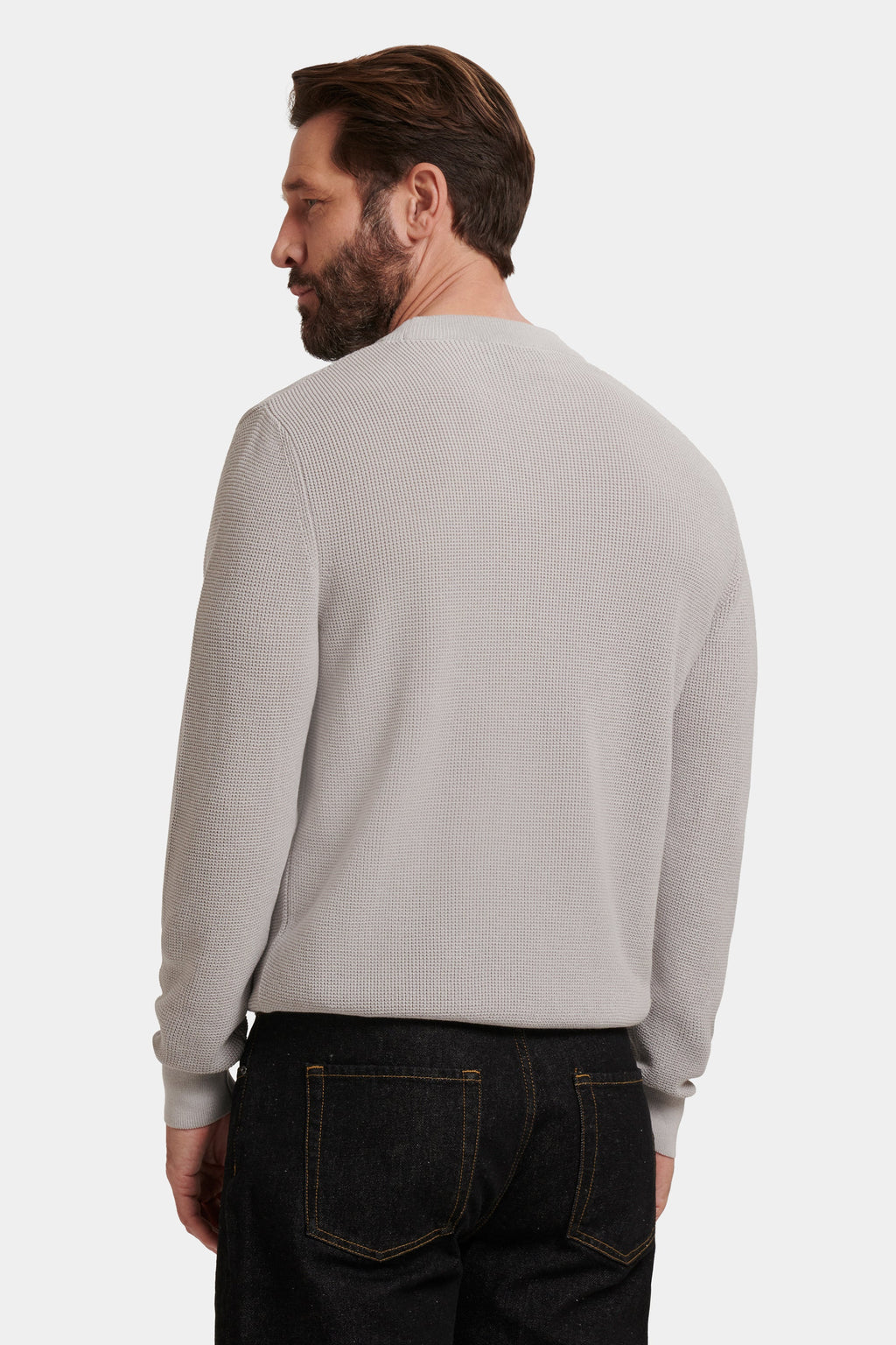 A CAMISOLA DE GOLA REDONDA LEONE