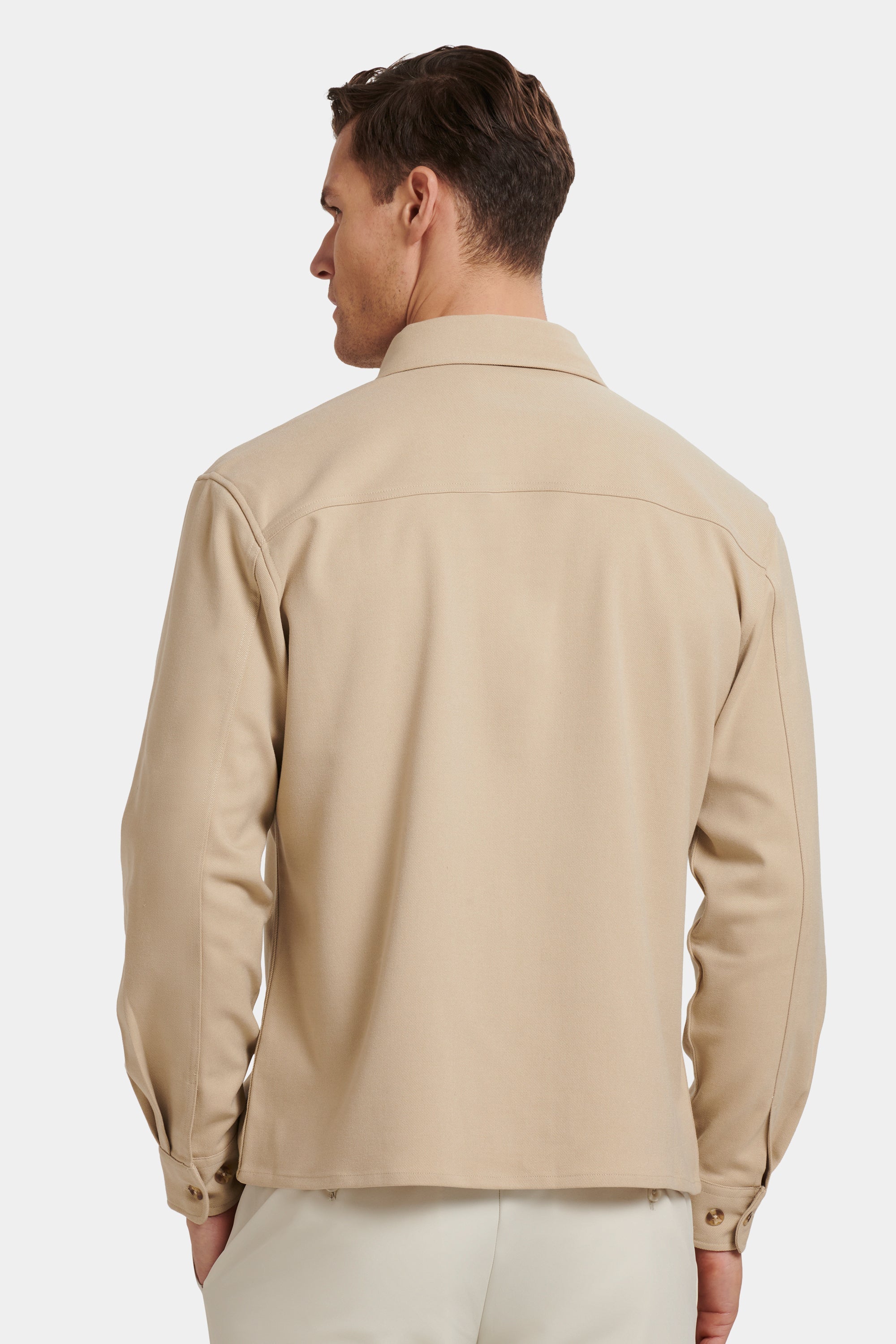 A SOBRECAMISA VITO