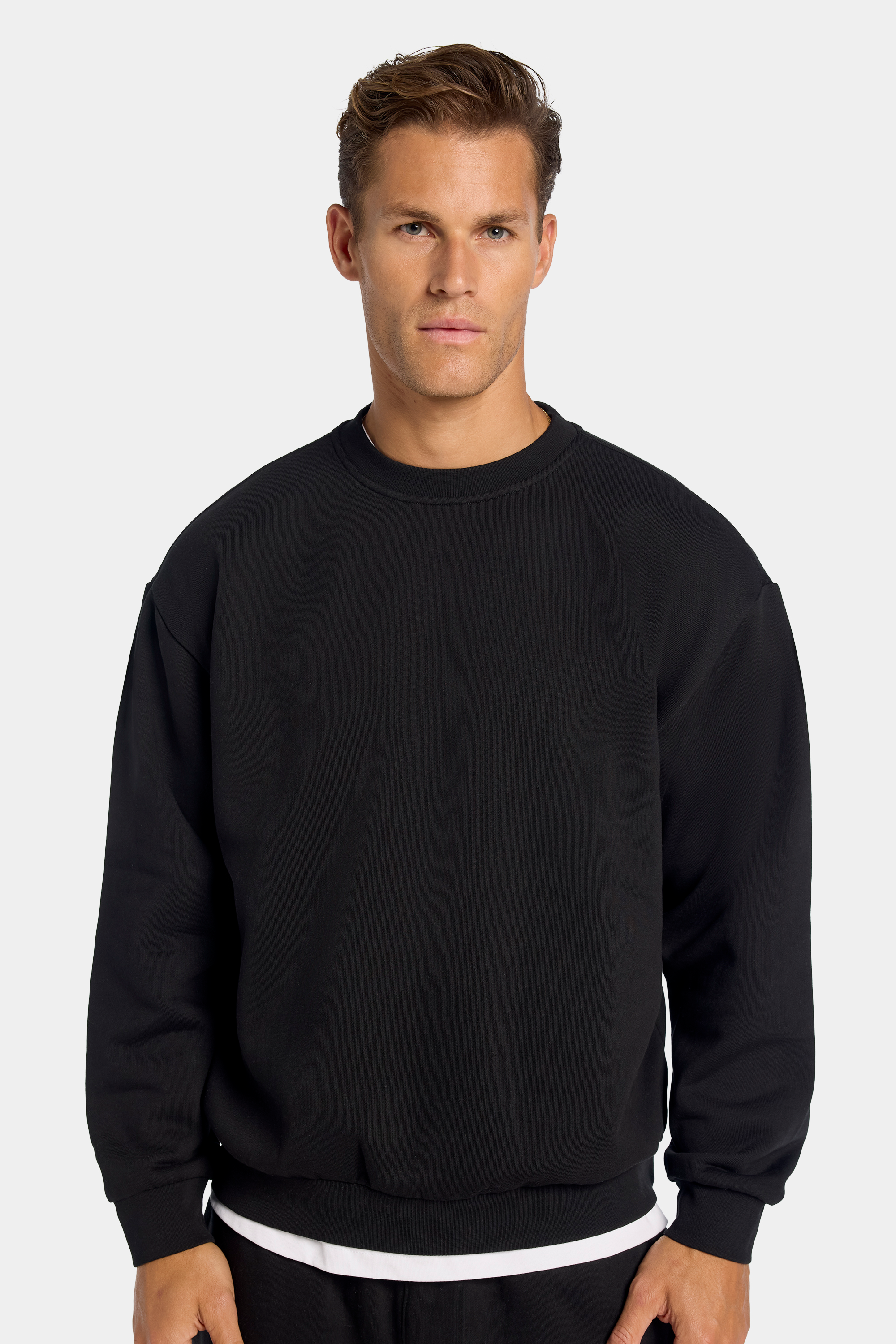 A CAMISOLA OVERSIZED DE GOLA REDONDA MILAN