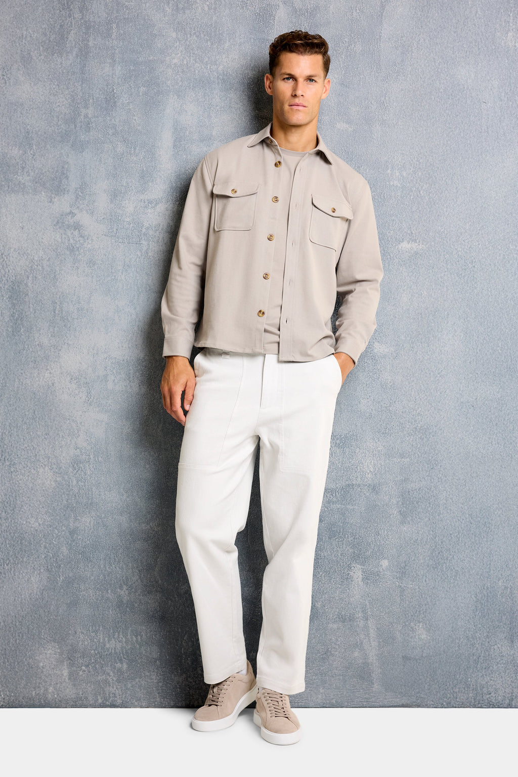 A SOBRECAMISA VITO