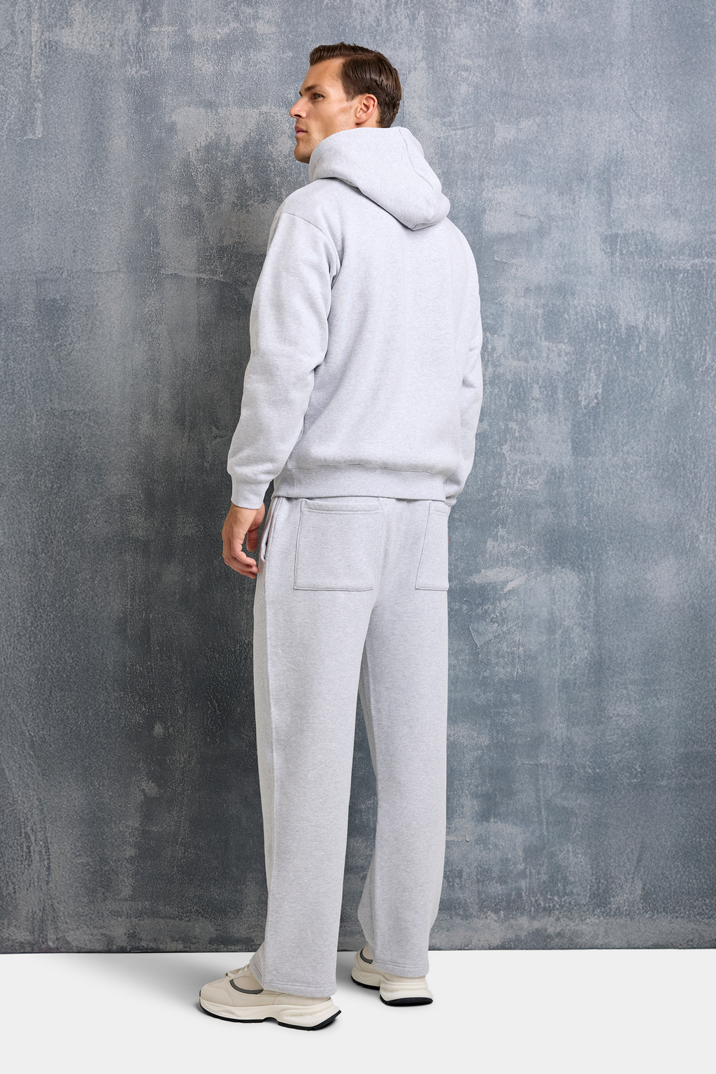 A HOODIE OVERSIZED MILAN