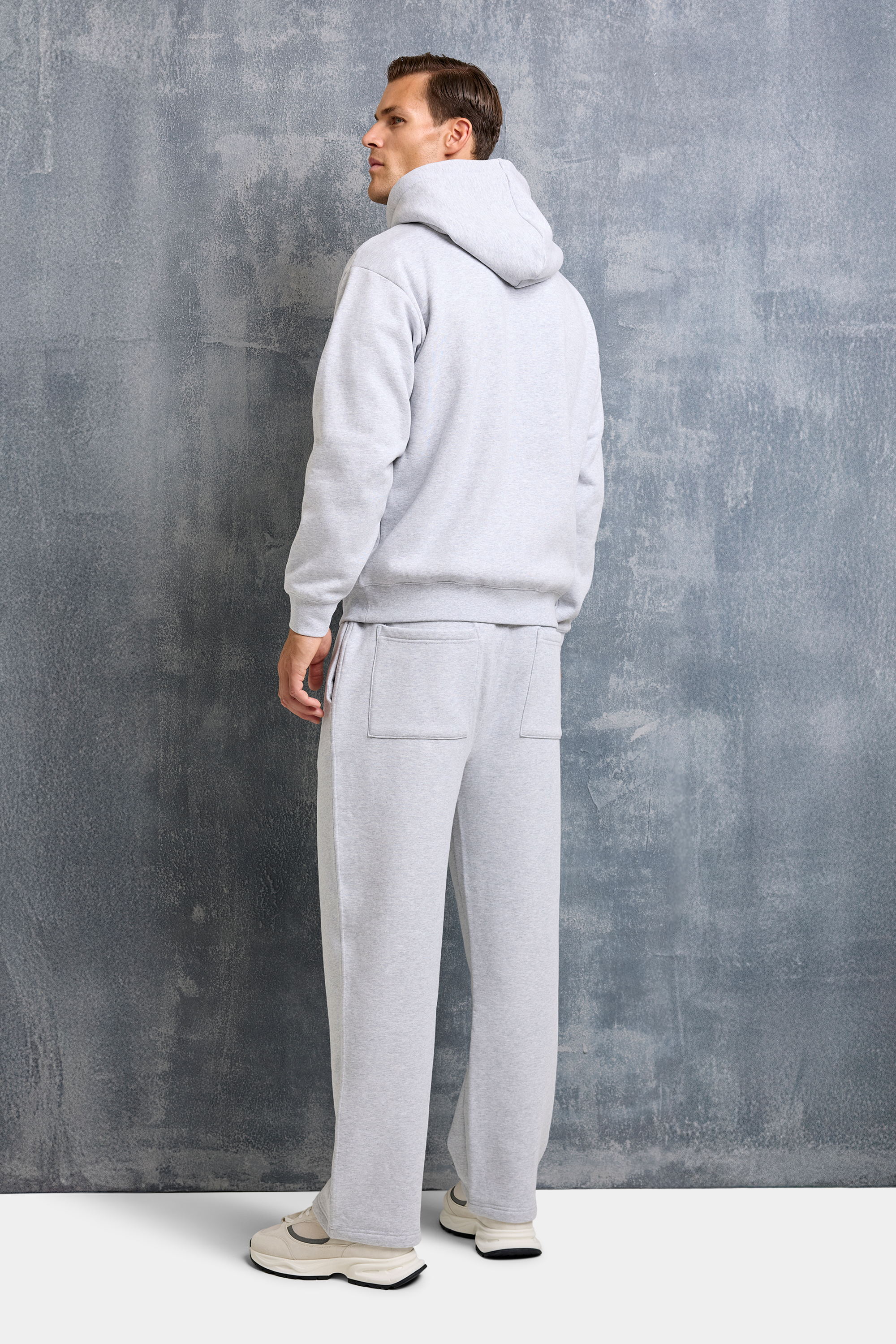 A HOODIE OVERSIZED MILAN